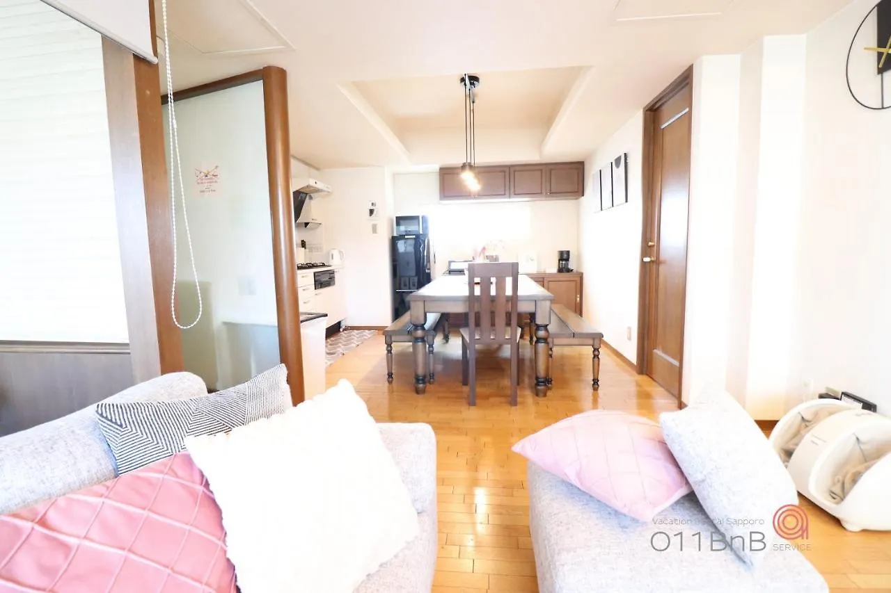 Nk Bld5F Sapporo 3Ldk 3Br 1 Floor 1 Room Apartment