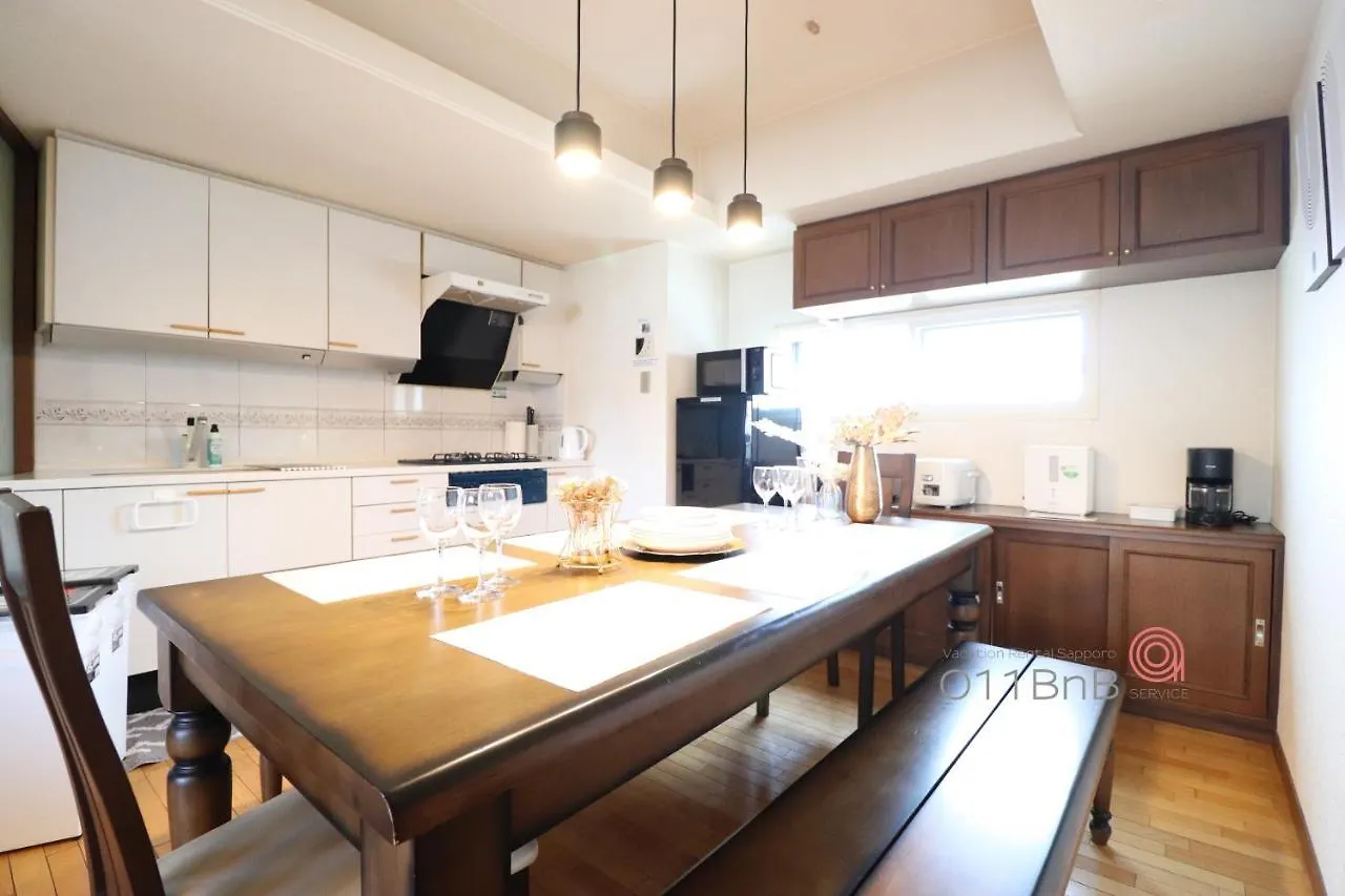 Nk Bld5F Sapporo 3Ldk 3Br 1 Floor 1 Room Apartment